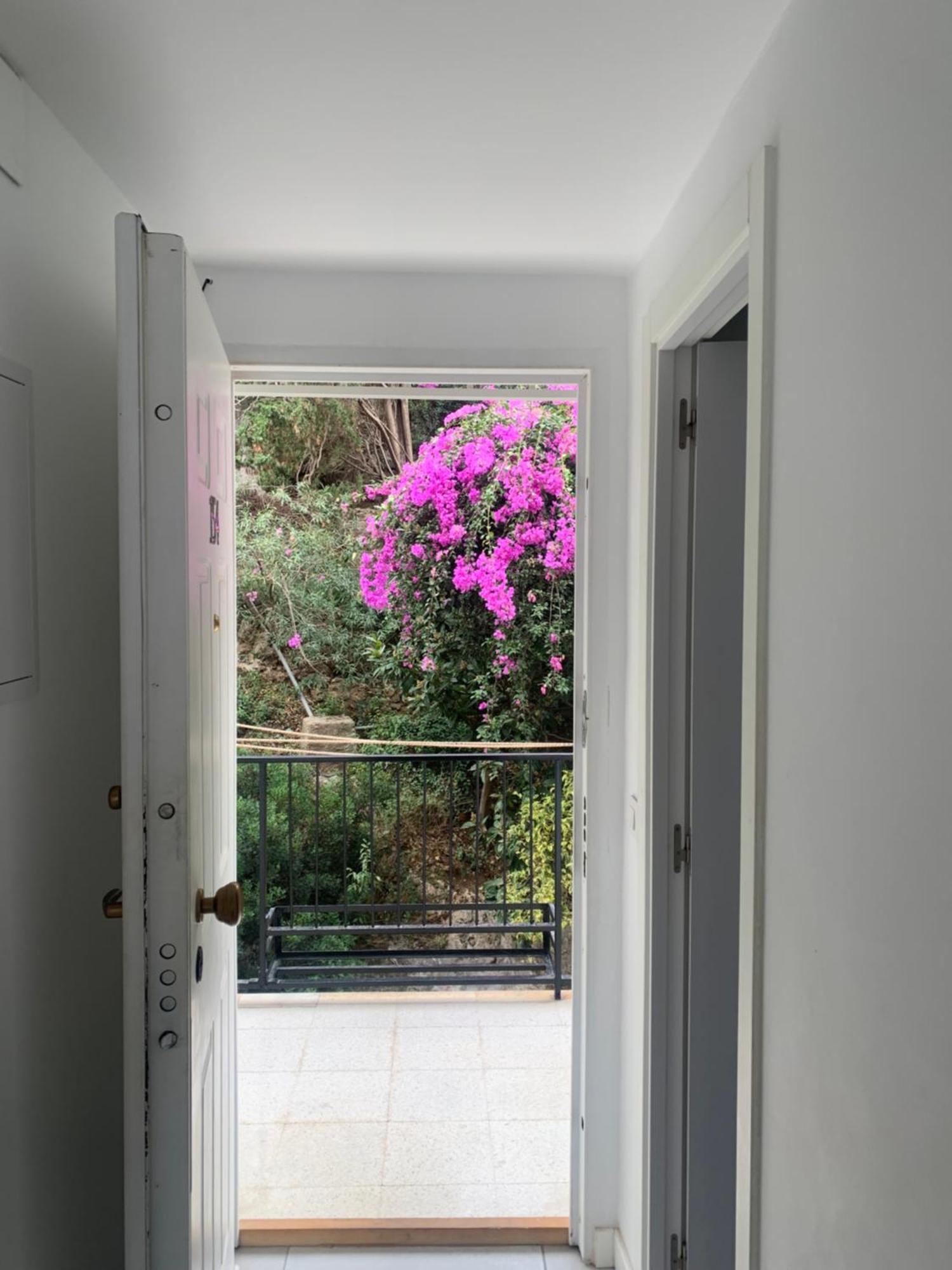 Inviting Studio With Sea View Торремолінос Екстер'єр фото